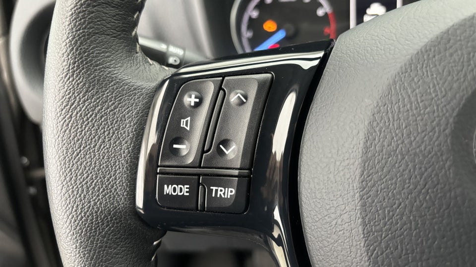 Toyota Yaris 1,5 VVT-iE T2 Limited 5d