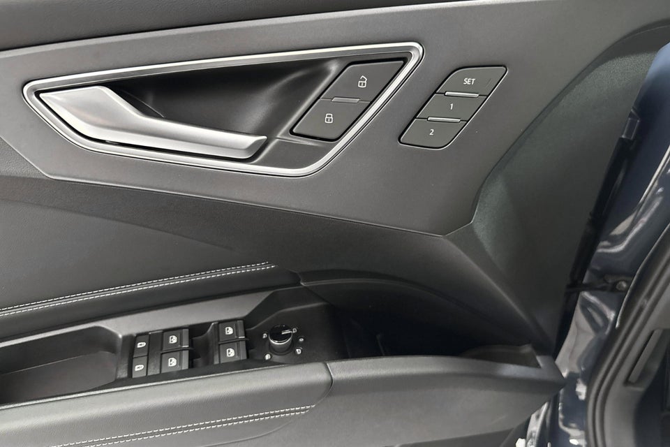 Audi Q4 e-tron performance 5d