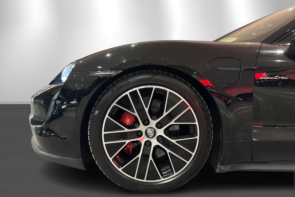 Porsche Taycan 4S Performance+ 4d
