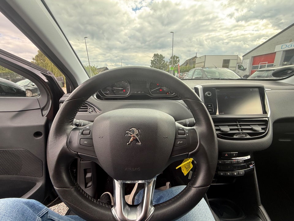 Peugeot 208 1,2 PureTech 82 Active 5d