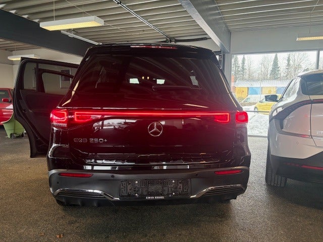 Mercedes EQB250+ AMG Edition 5d