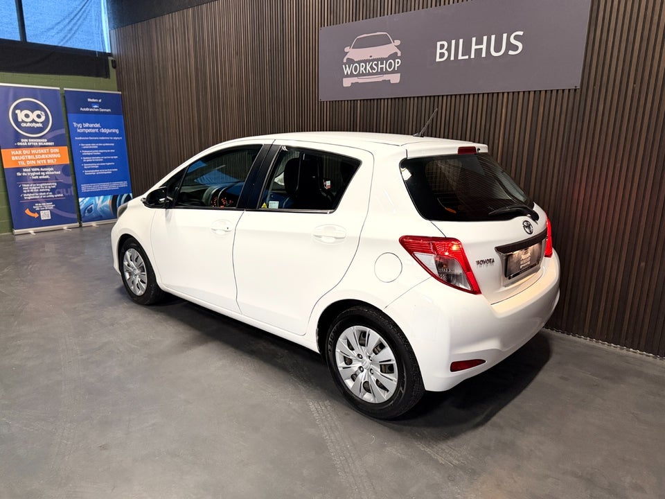 Toyota Yaris 1,4 D-4D T2 Van 5d