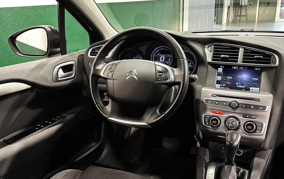 Citroën C4 1,6 BlueHDi 120 Feel Complet EAT6 5d