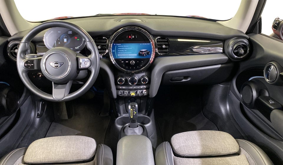 MINI Cooper SE Essential 3d