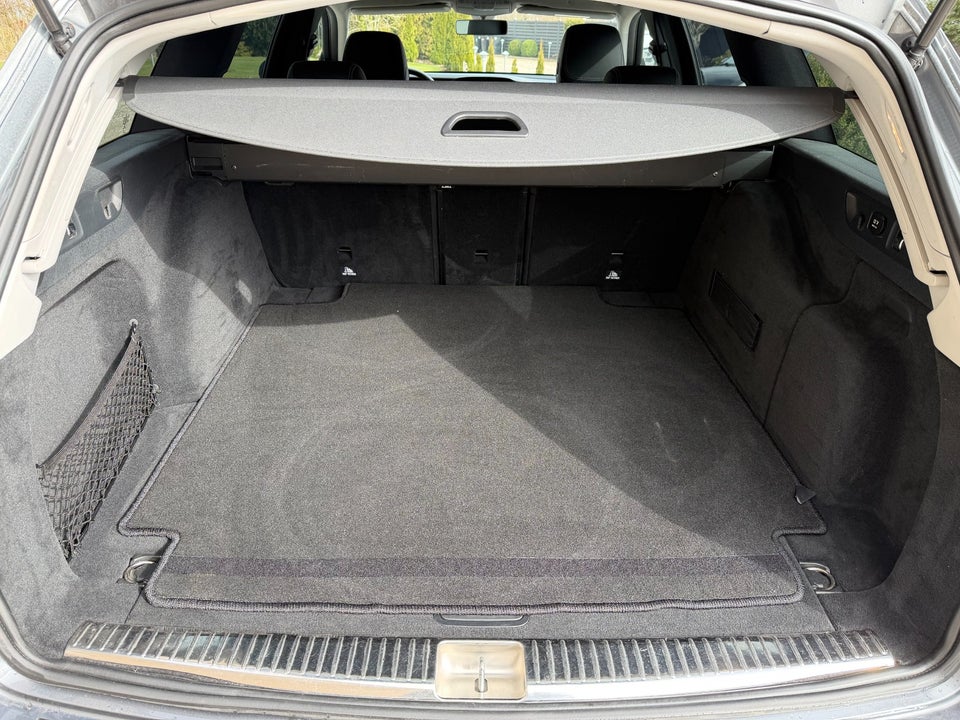 Mercedes E220 d 2,0 Avantgarde stc. aut. 5d