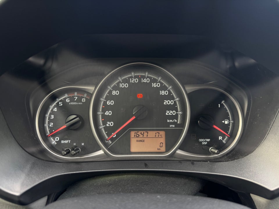 Toyota Yaris 1,0 VVT-i T2 Komfort 5d
