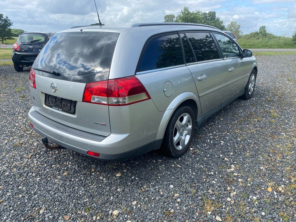 Opel Vectra 1,9 CDTi Elegance Wagon 5d