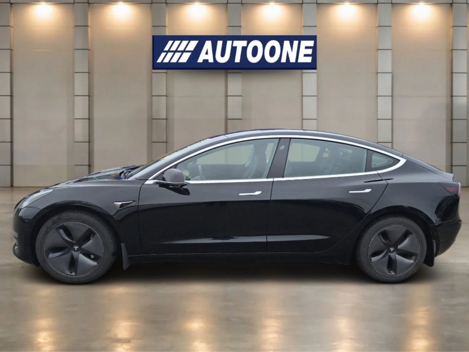 Tesla Model 3 Long Range AWD 4d