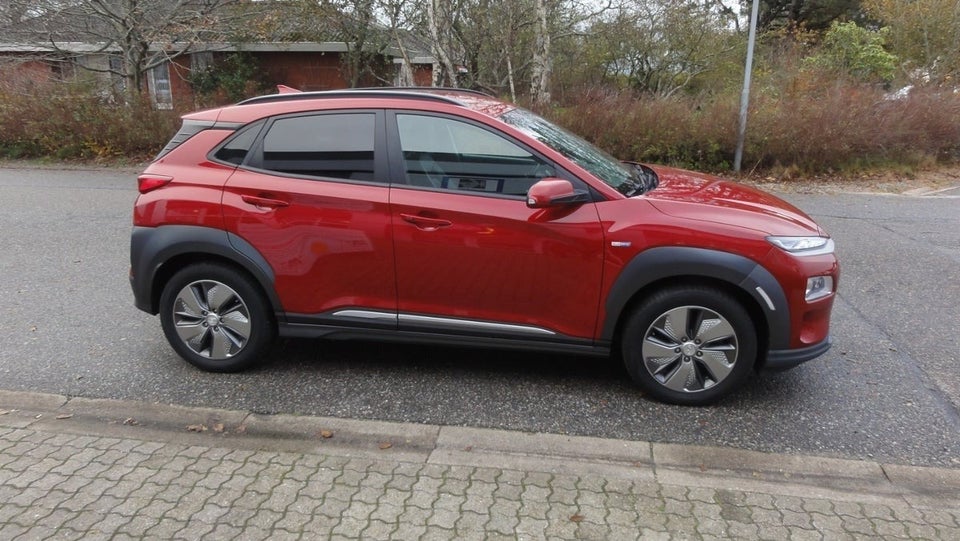 Hyundai Kona 64 EV Premium 5d