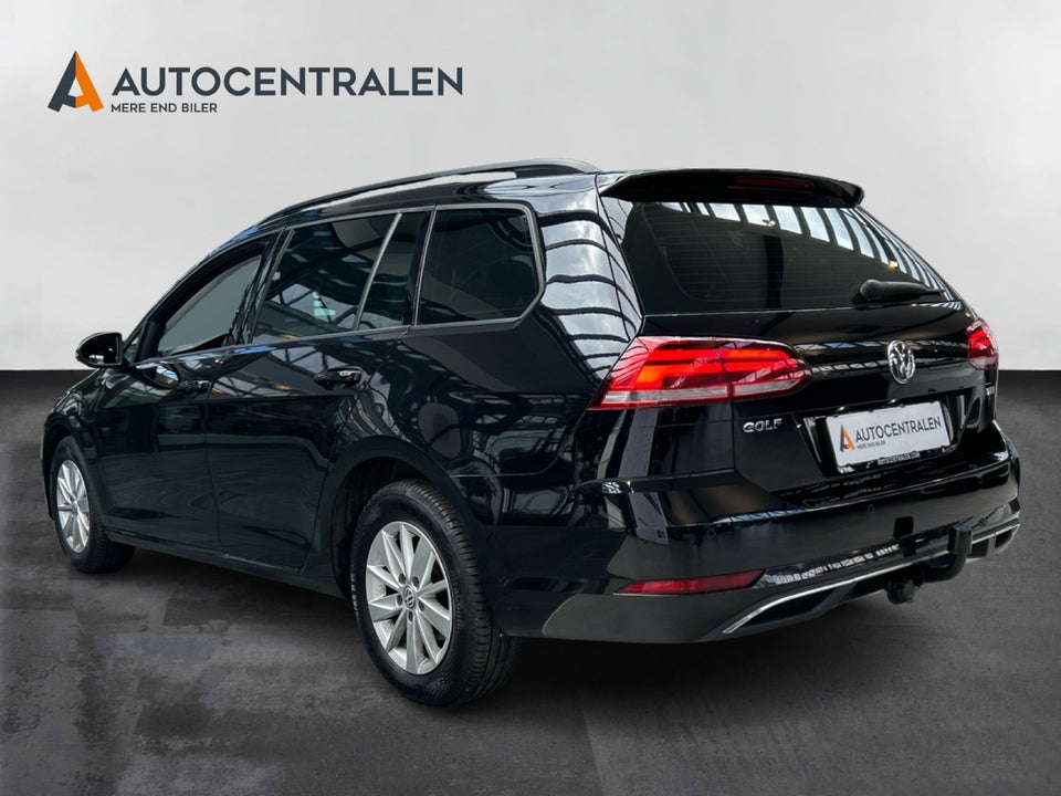 VW Golf VII 1,6 TDi 115 Comfortline Variant 5d