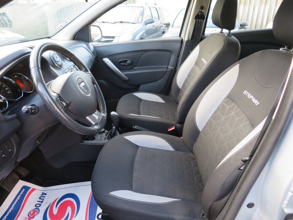 Dacia Sandero Stepway 0,9 TCe 90 Prestige Easy-R 5d