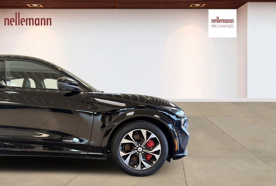 Ford Mustang Mach-E 70 Premium Standard Range AWD 5d