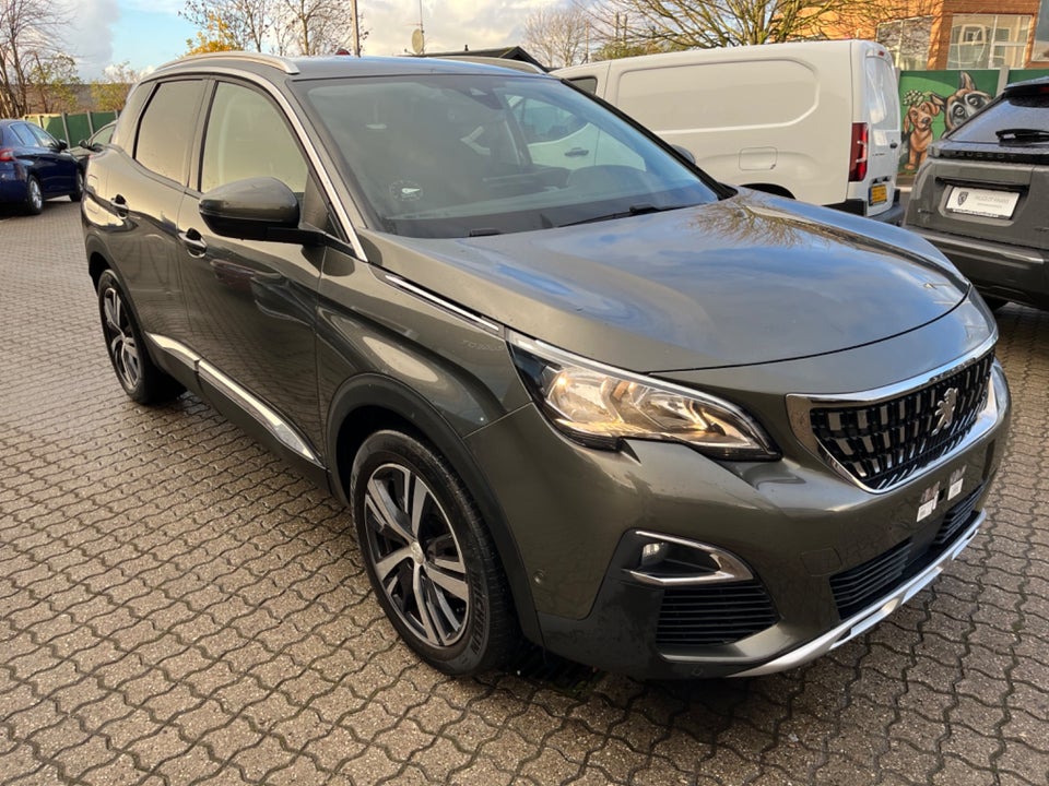 Peugeot 3008 1,2 e-THP 130 Allure EAT6 5d