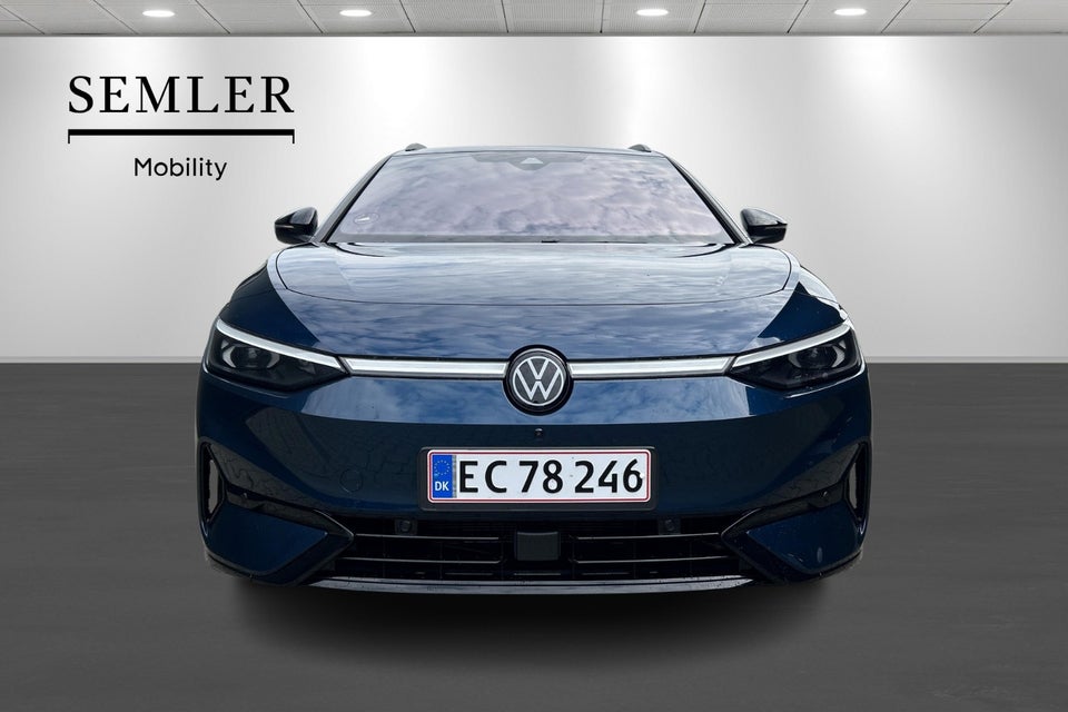 VW ID.7 Style Tourer 5d