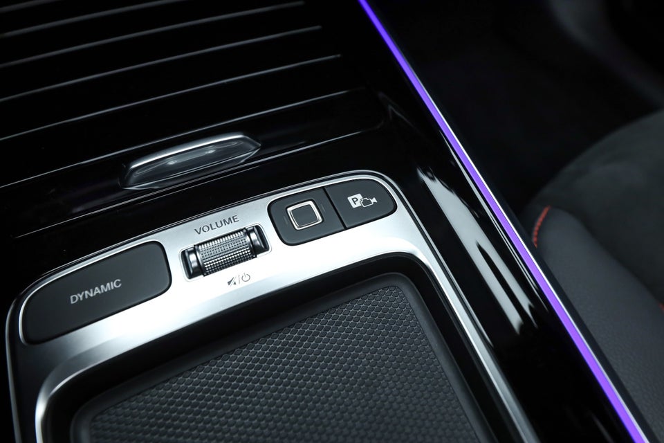 Mercedes EQB250+ AMG Line Advance Plus 7prs 5d