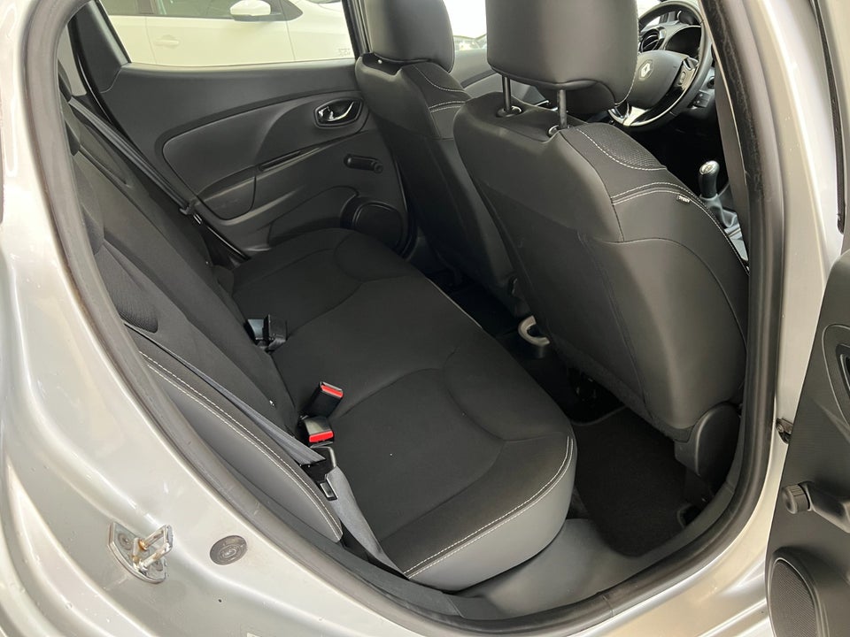 Renault Clio IV 0,9 TCe 90 Expression 5d