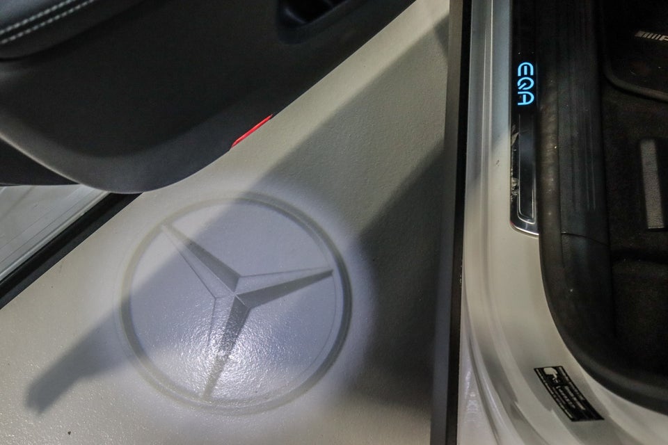 Mercedes EQA350 AMG Line 4Matic 5d