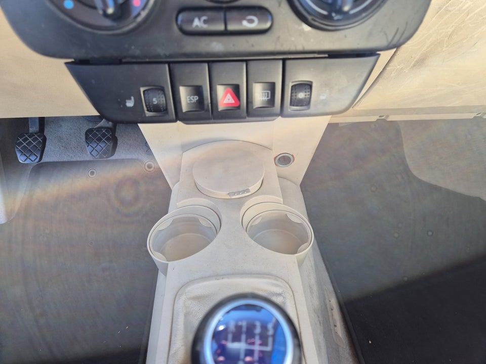 VW New Beetle 2,0 Highline 2d