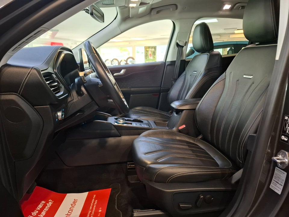 Ford Kuga 2,5 PHEV Vignale CVT 5d