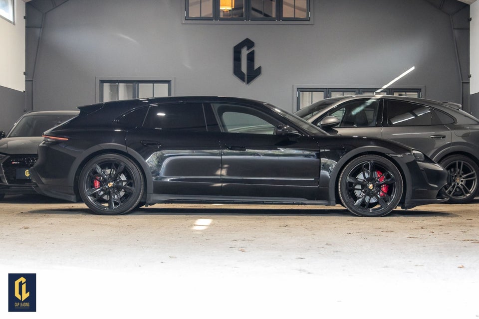 Porsche Taycan 4S Performance+ Cross Turismo 5d