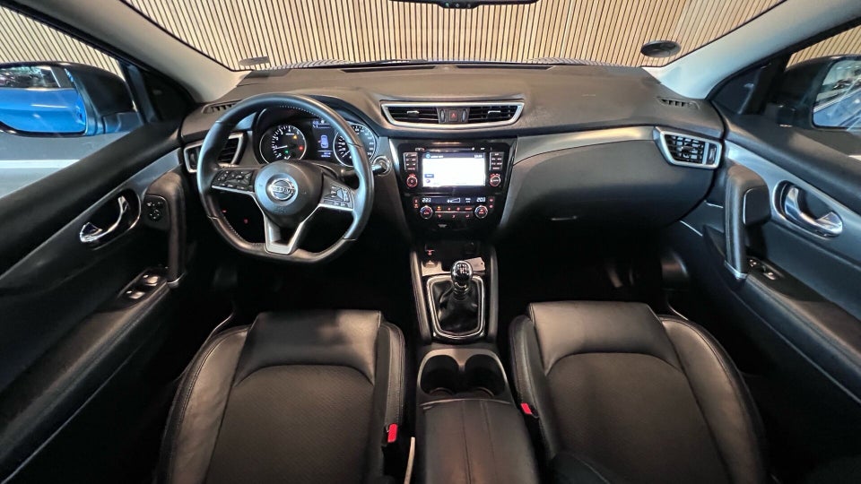 Nissan Qashqai 1,2 Dig-T 115 Tekna 5d