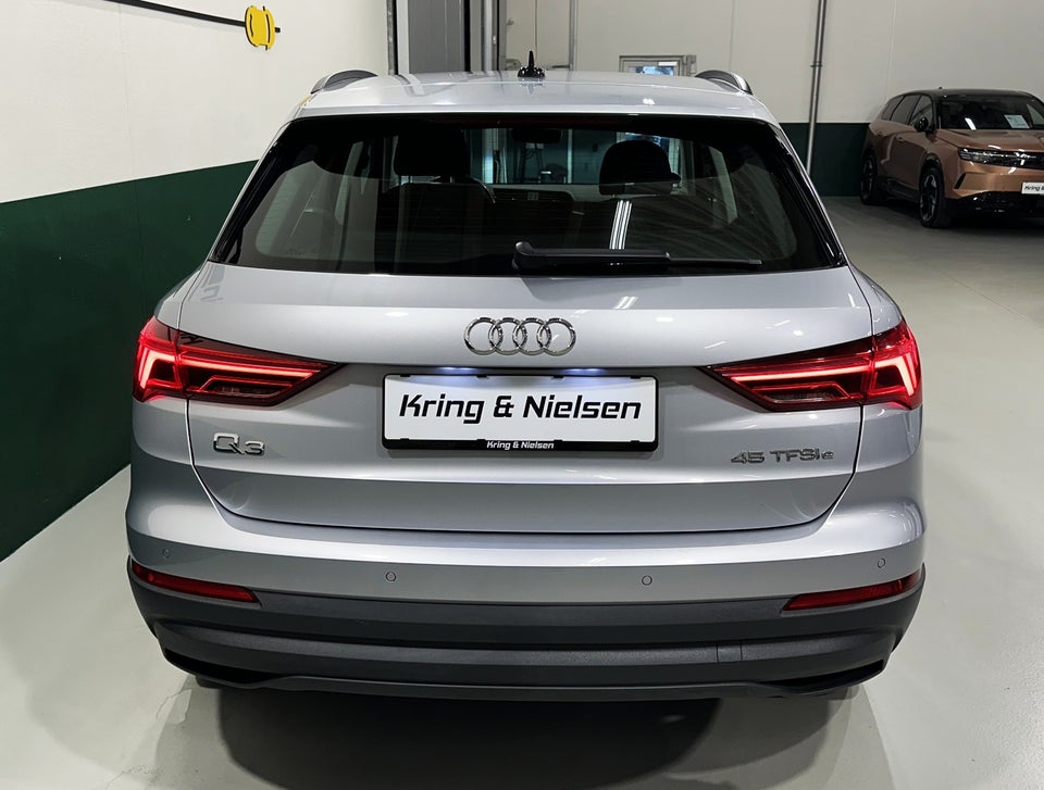 Audi Q3 45 TFSi e Attitude plus S-tr. 5d