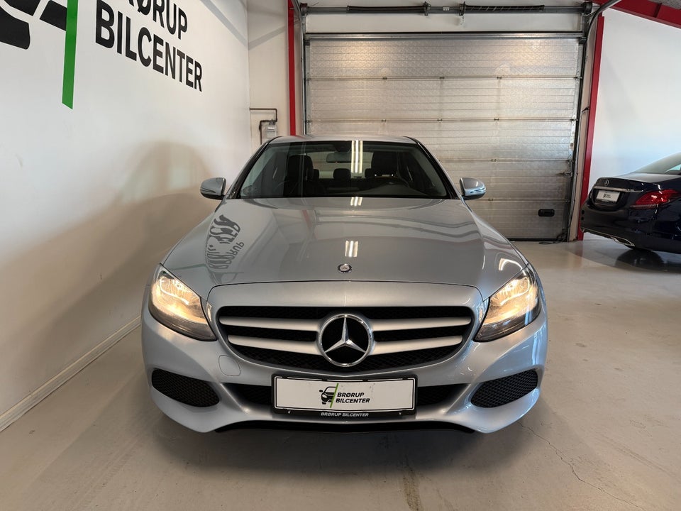 Mercedes C200 2,0 aut. 4d