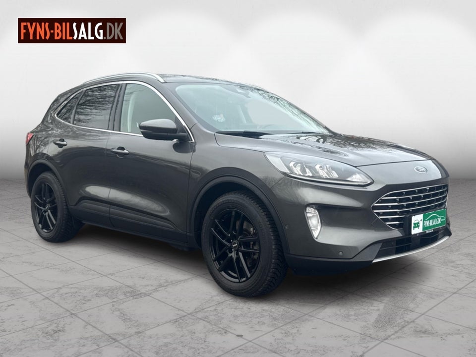 Ford Kuga 2,5 PHEV Titanium CVT 5d