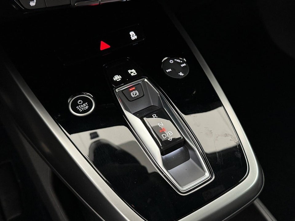 Audi Q4 e-tron 40 Attitude 5d