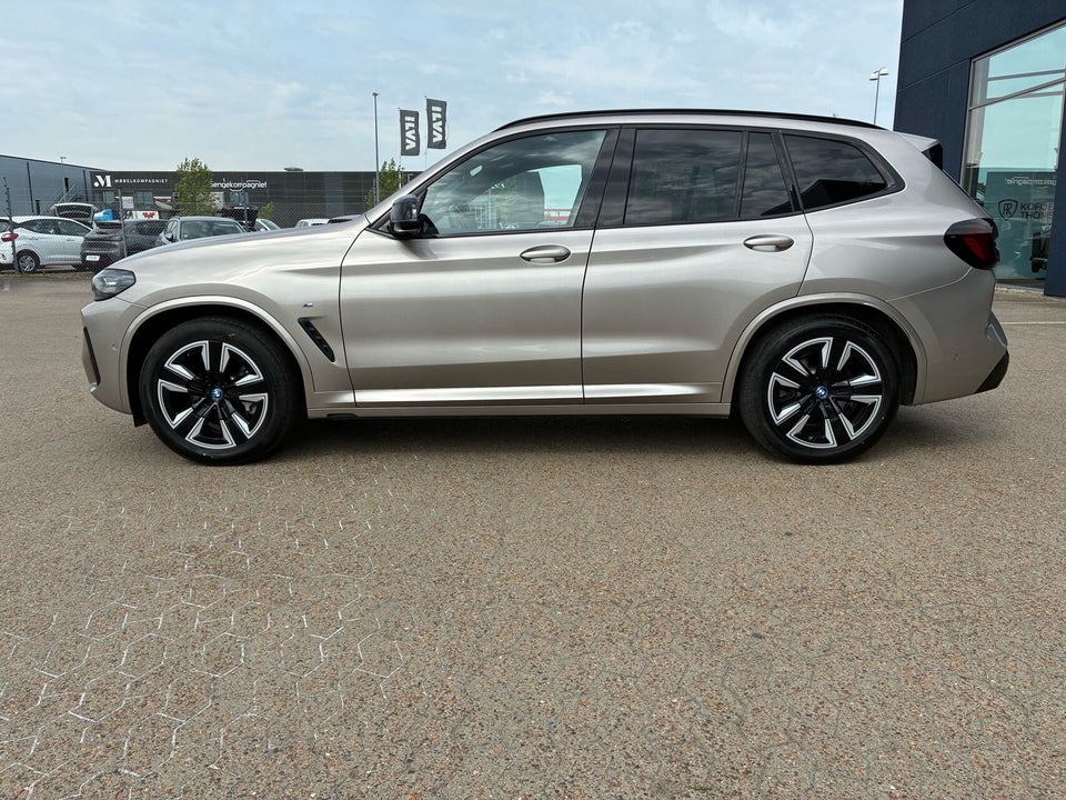 BMW iX3 Charged M-Sport 5d