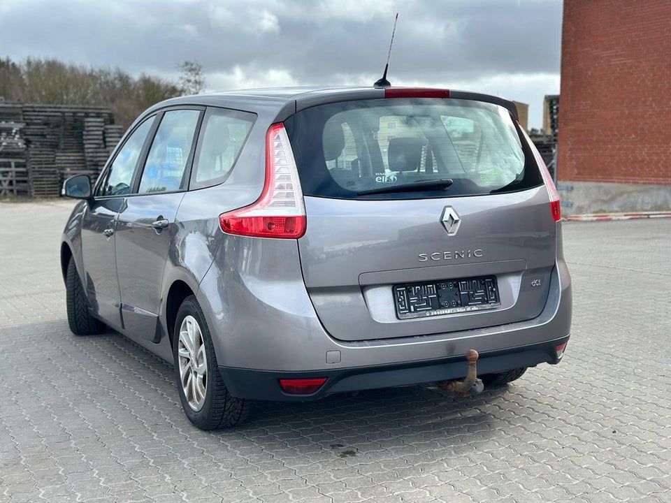 Renault Grand Scenic III 1,6 dCi 130 Dynamique 7prs 5d