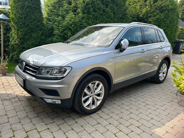 VW Tiguan 2,0 TSi 220 Highline DSG 4Motion 5d