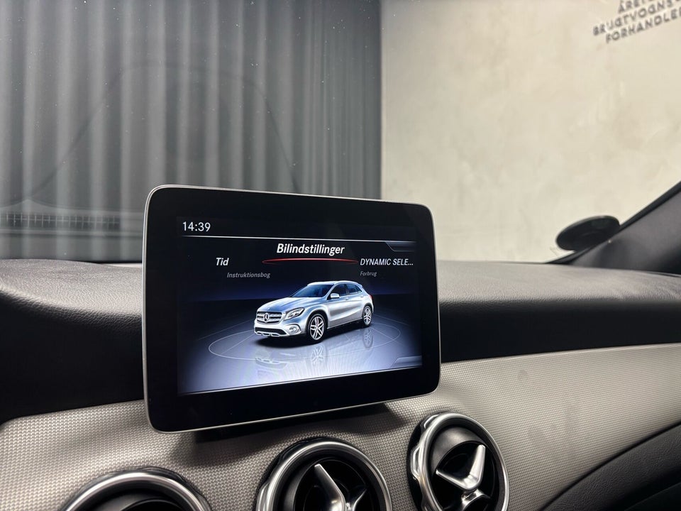 Mercedes GLA250 2,0 aut. 4Matic 5d