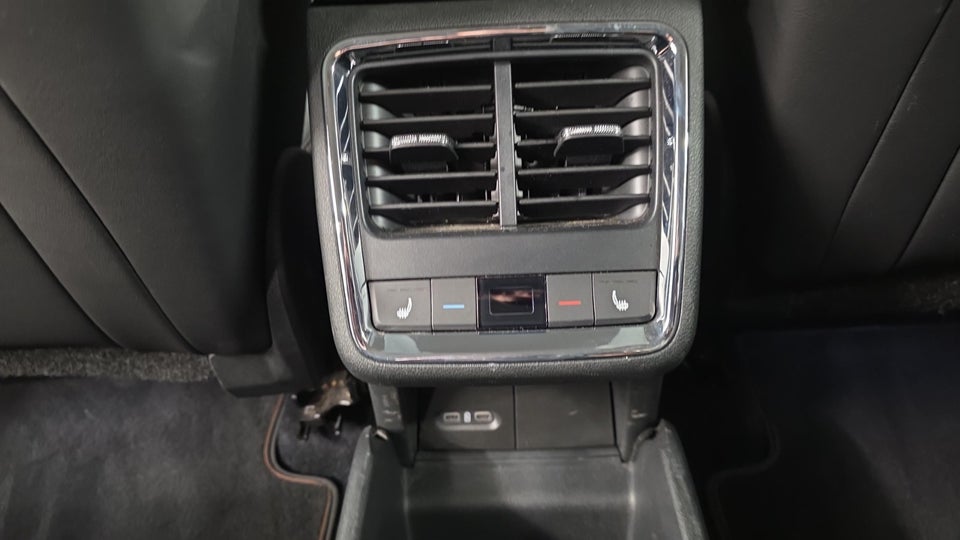 Skoda Enyaq 80 iV Suite 5d