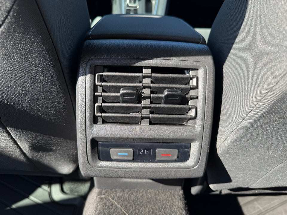 VW Golf VIII 1,4 eHybrid DSG 5d