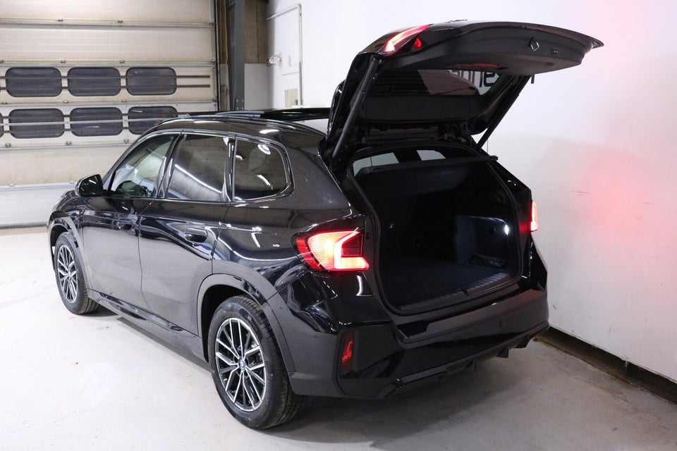 BMW iX1 eDrive20 M-Sport 5d