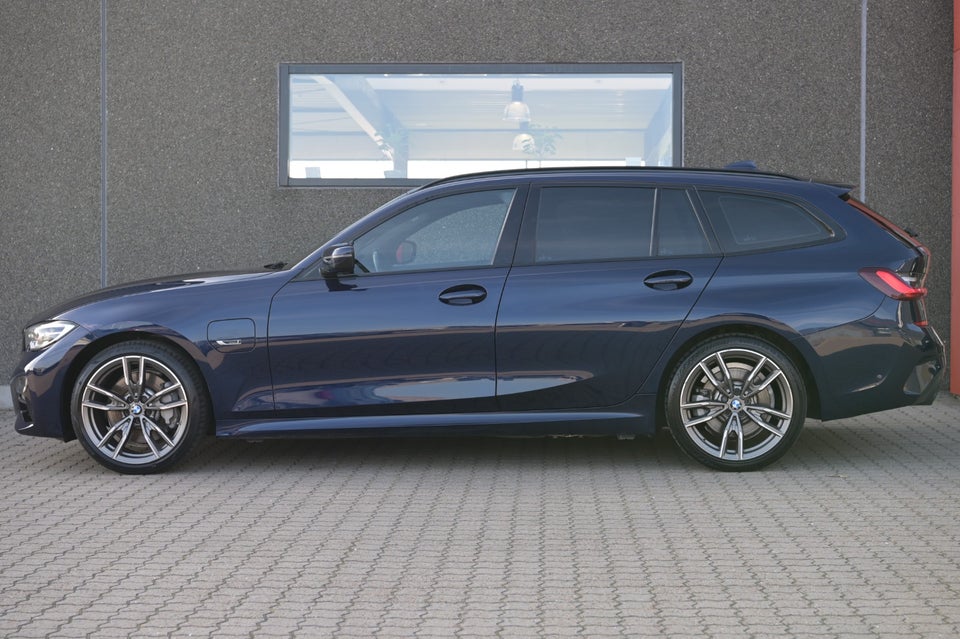 BMW 330e 2,0 Touring M-Sport aut. 5d