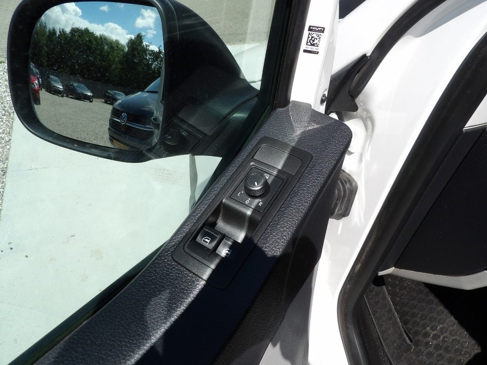 VW Transporter 2,0 TDi 150 Kassevogn DSG lang