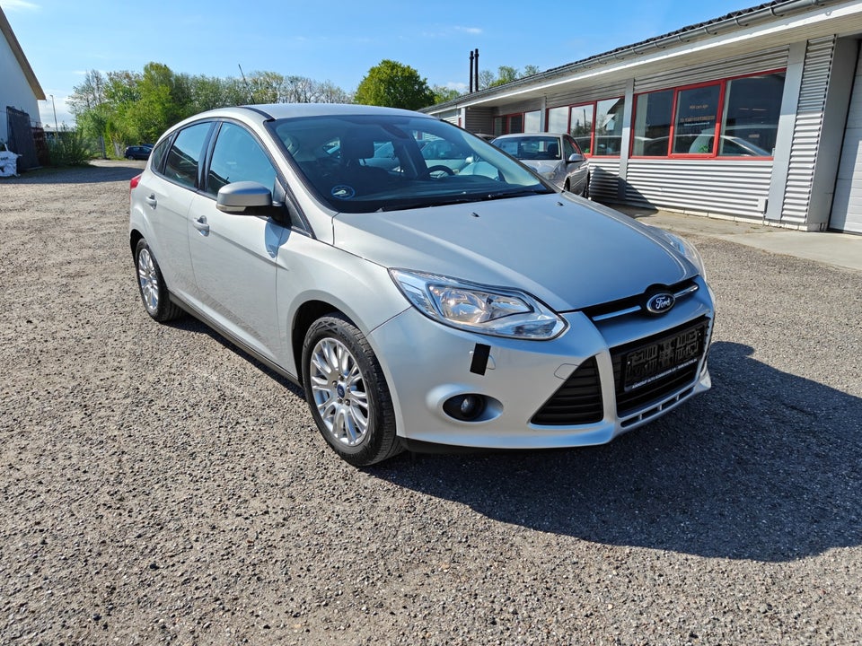 Ford Focus 1,0 SCTi 100 Titanium ECO 5d