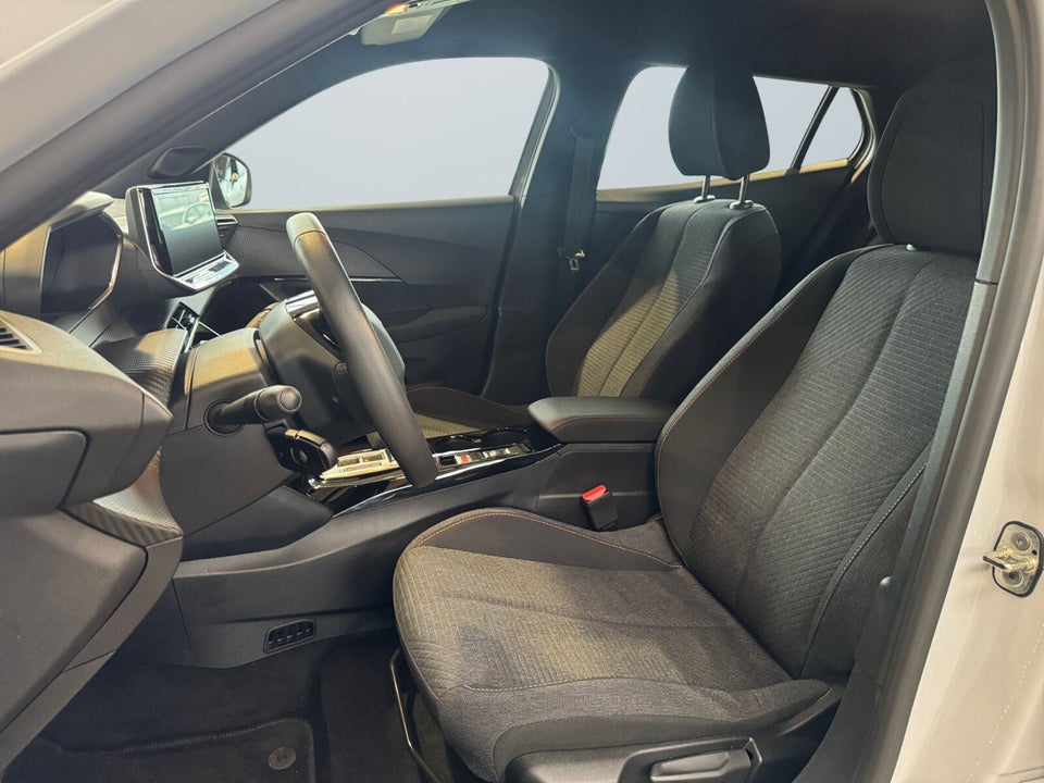 Peugeot e-2008 54 Style 5d