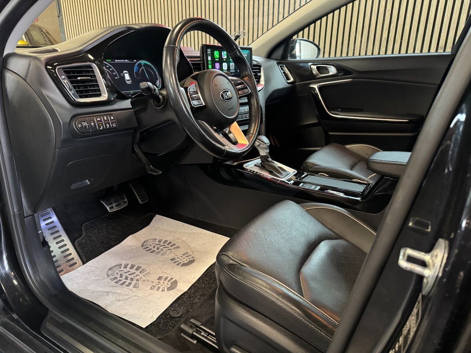 Kia XCeed 1,6 PHEV Upgrade DCT 5d