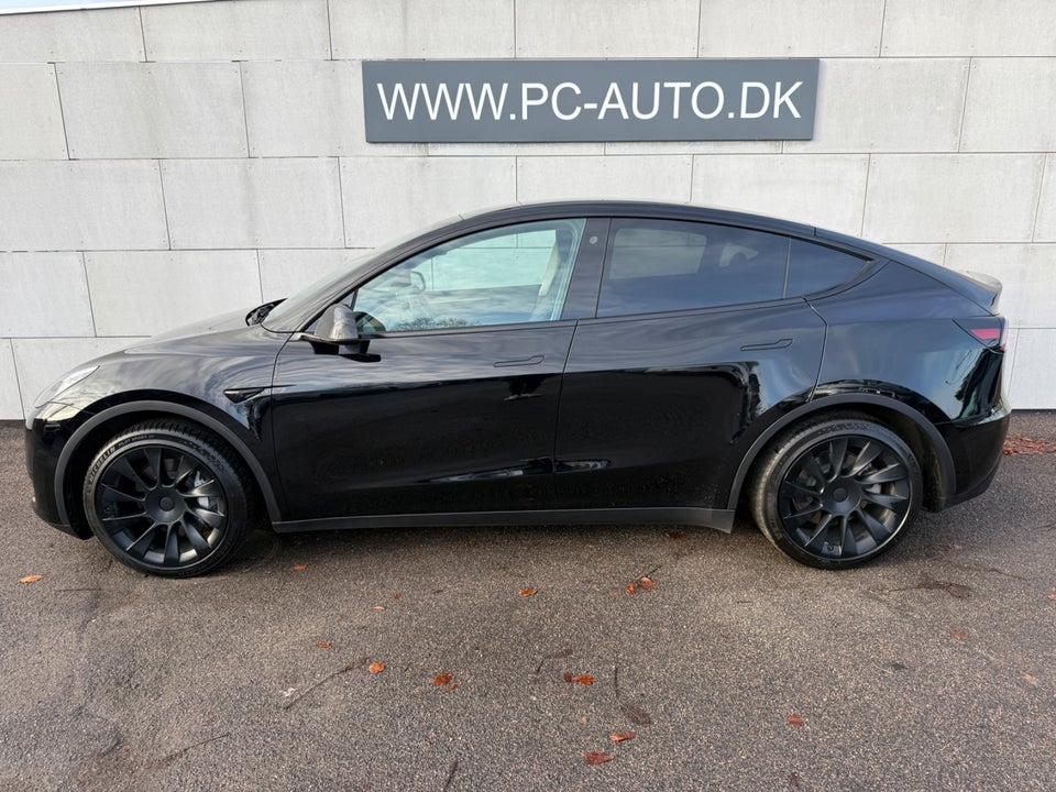 Tesla Model Y RWD 5d