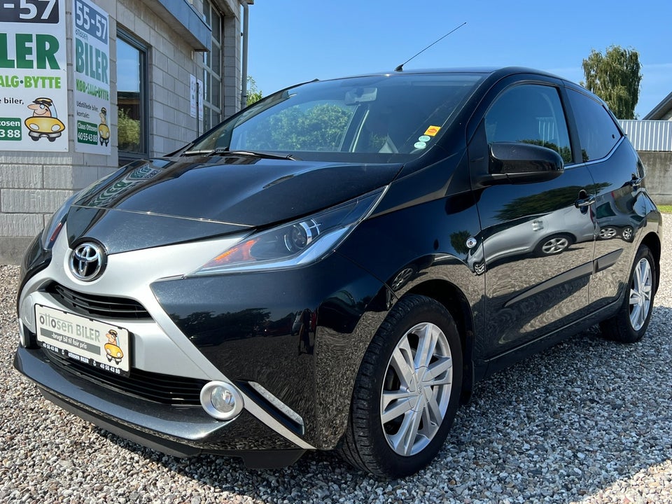 Toyota Aygo 1,0 VVT-i x-black II x-shift 5d