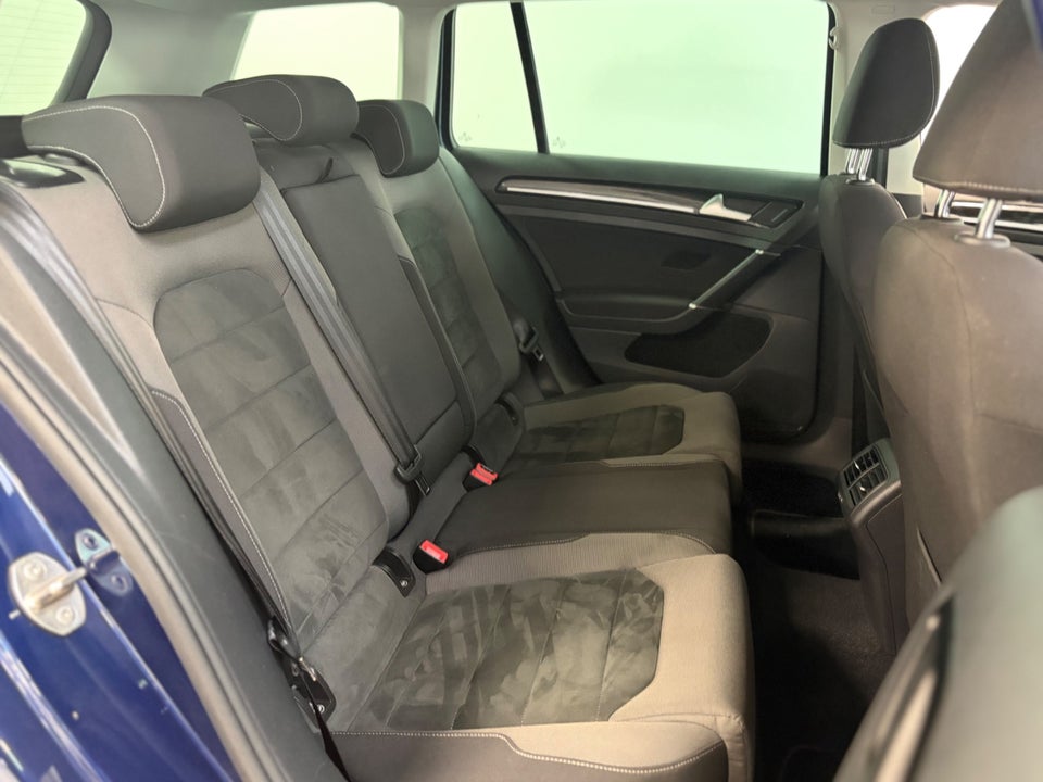 VW Golf VII 1,4 TSi 150 Highline Variant DSG 5d