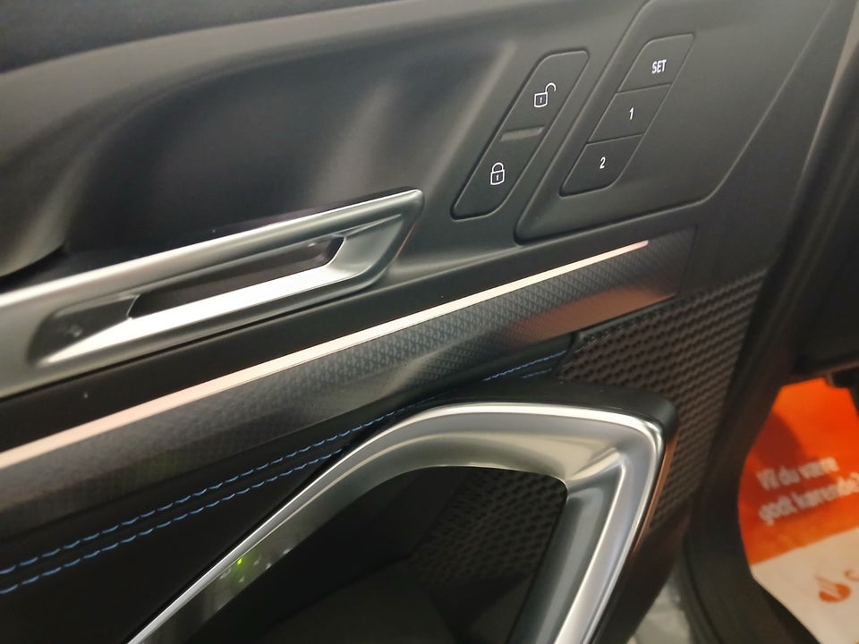 BMW iX2 eDrive20 M-Sport 5d