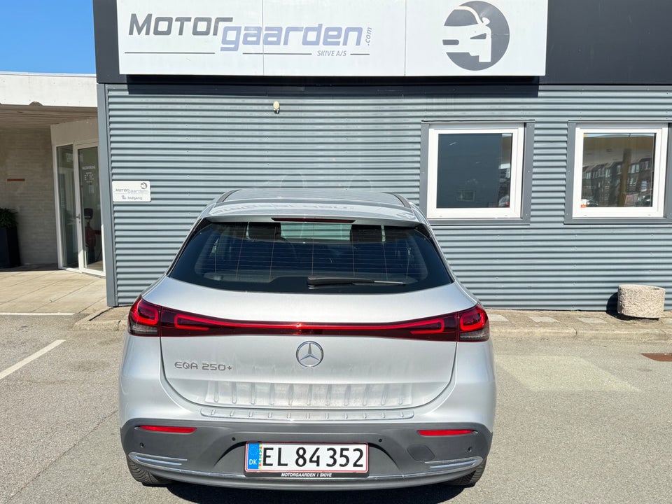 Mercedes EQA250+ Progressive 5d