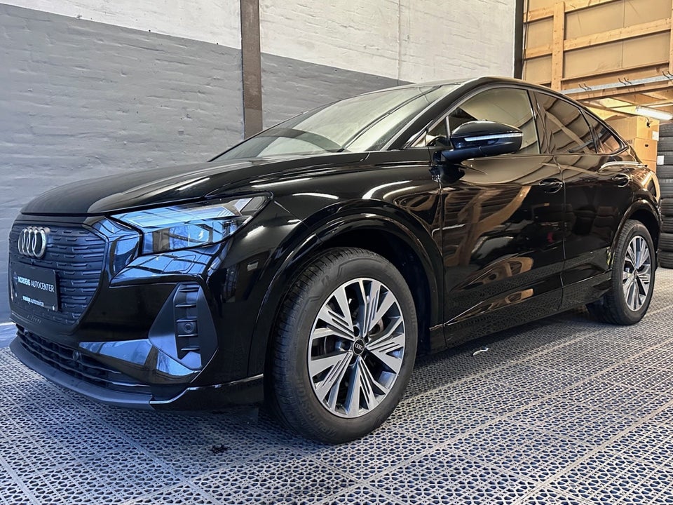Audi Q4 e-tron 40 Advanced 5d