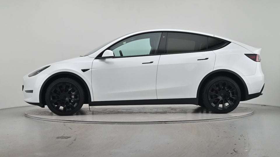 Tesla Model Y Long Range AWD 5d