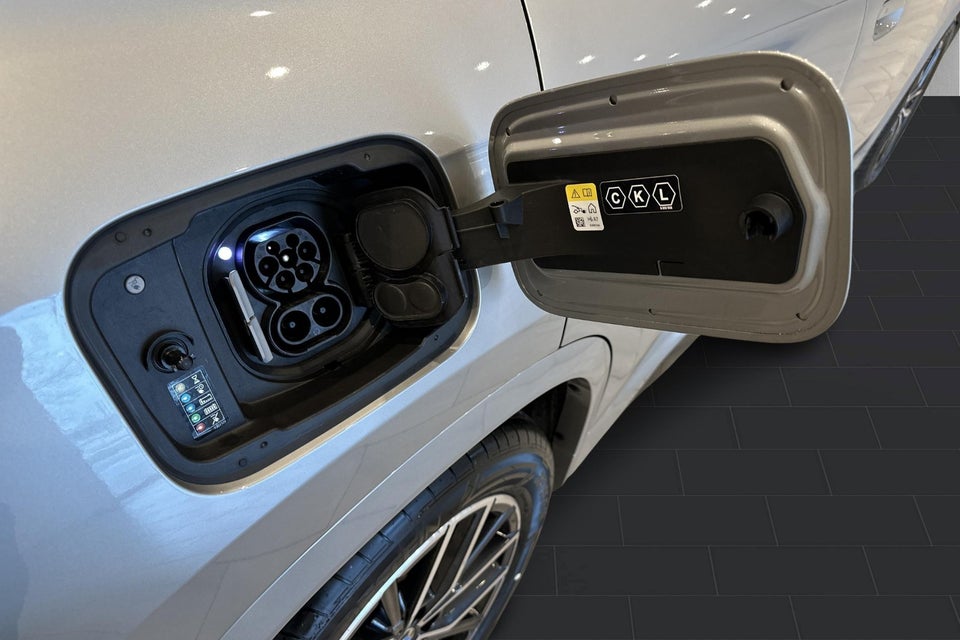 BMW iX1 eDrive20 M-Sport 5d