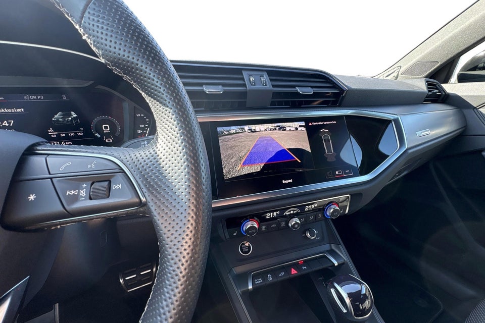 Audi Q3 45 TFSi e S-line plus S-tr. 5d